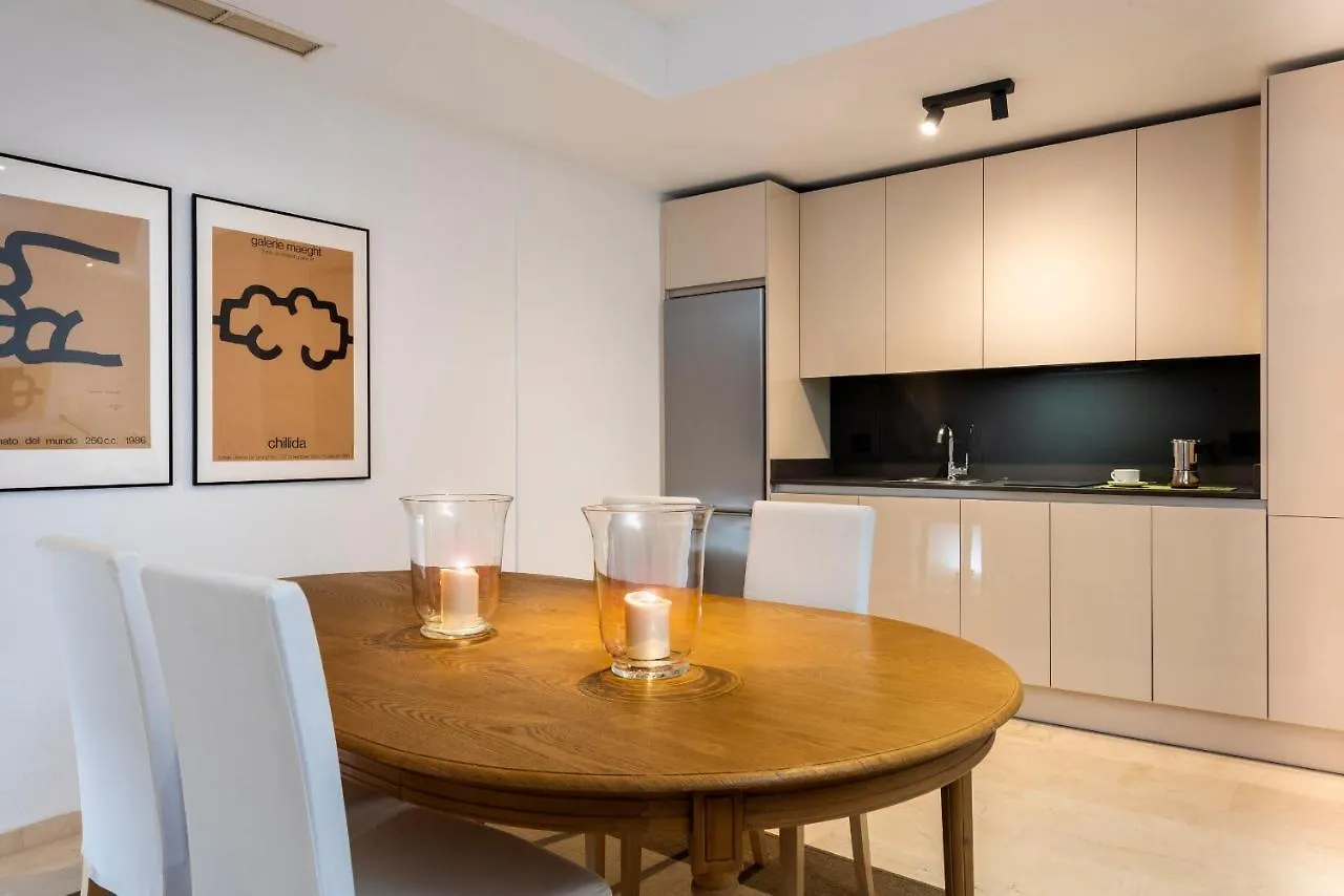 Genteel Home Conde de Ibarra Sevilla 0*,